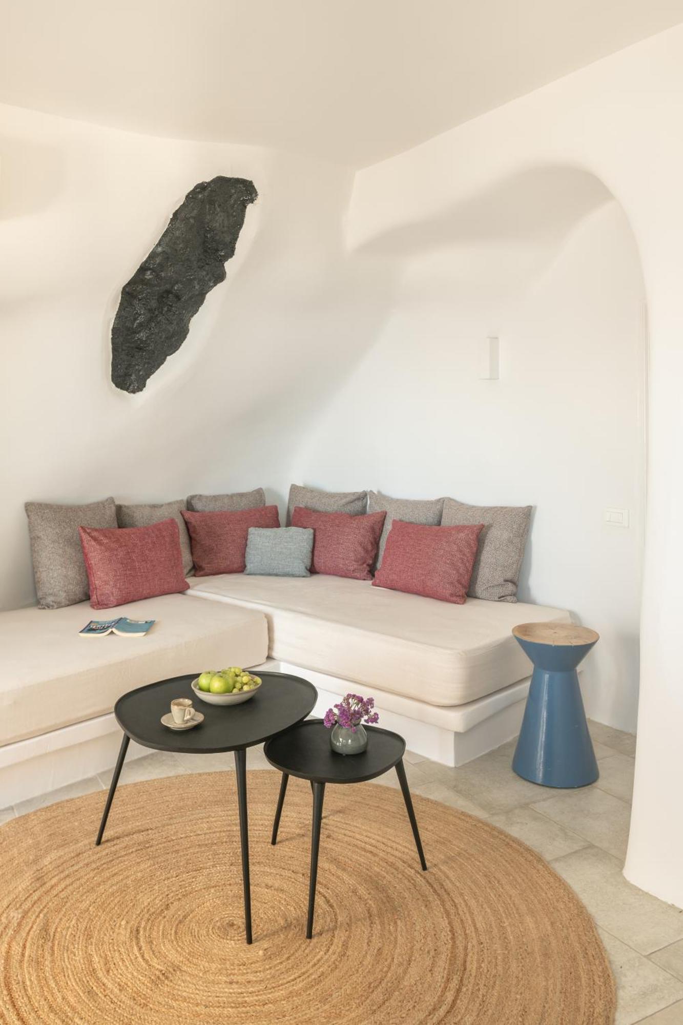 Porto Fira Suites Екстер'єр фото