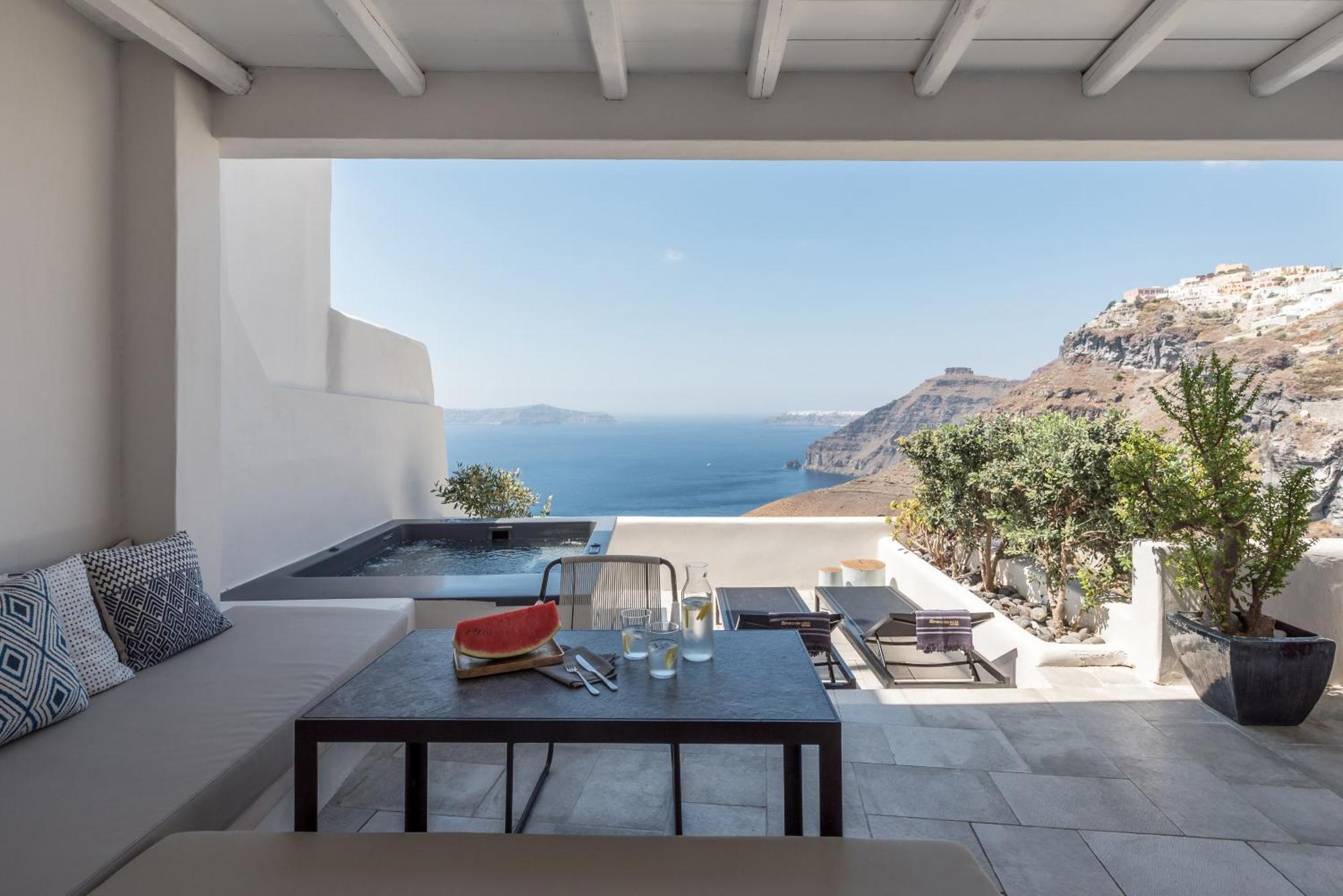 Porto Fira Suites Екстер'єр фото